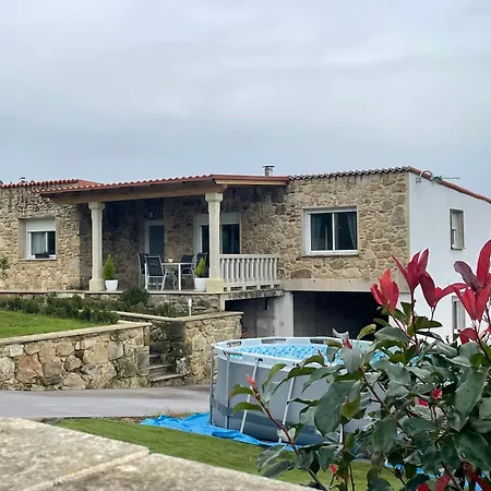 Casa Vanguardista En El Campo Cerca De Santiago