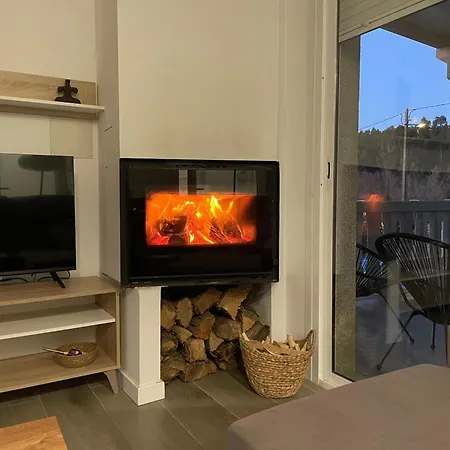 Casa Vanguardista En El Campo Cerca De Santiago * بونتيفيذرا