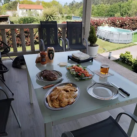 Casa Vanguardista En El Campo Cerca De Santiago Сasa de vacaciones Pontevedra
