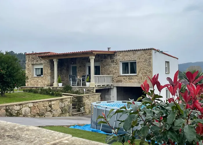 Casa Vanguardista En El Campo Cerca De Santiago